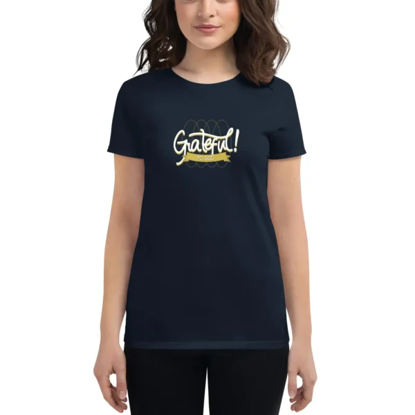 Women's short sleeve t-shirt - Image 4